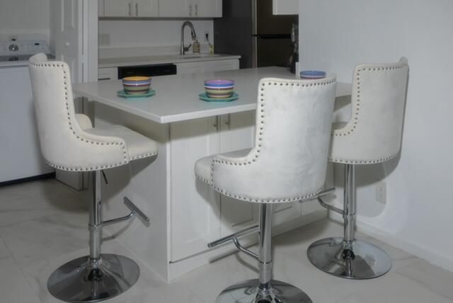 602 Executive Center Drive, Unit 105, West Palm Beach, FL 33401 Photo