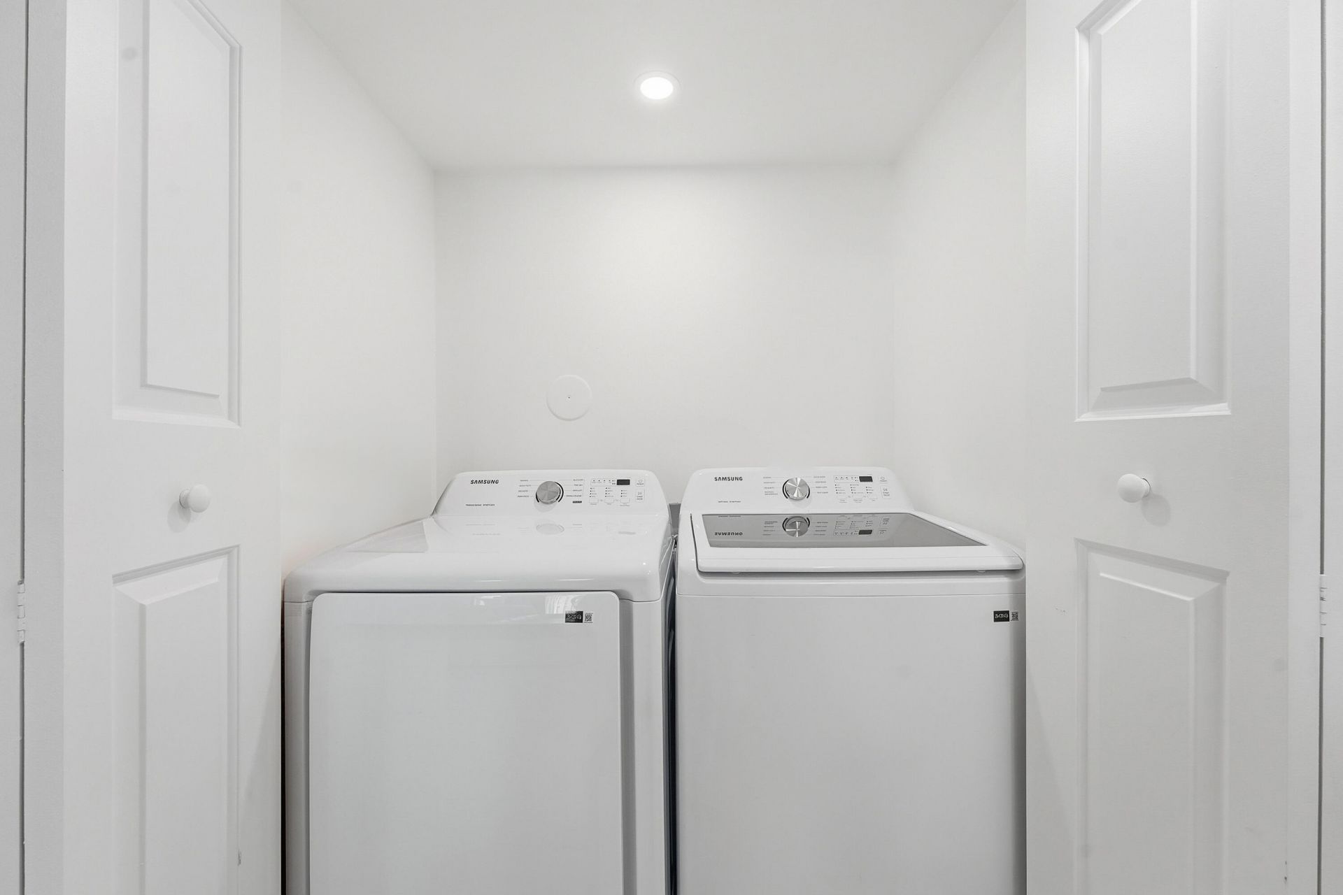 602 Executive Center Drive, Unit 105, West Palm Beach, FL 33401 Photo