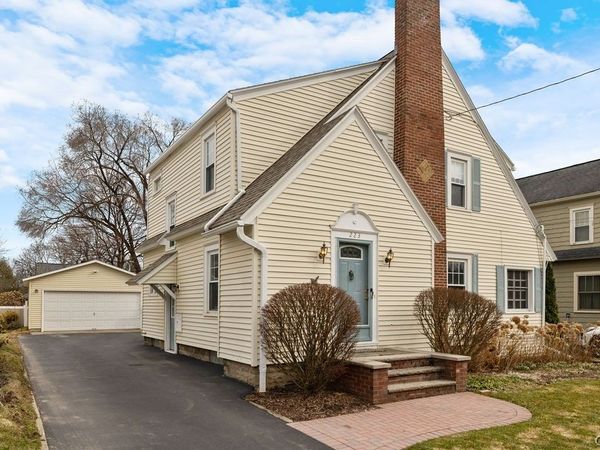 223 Wellington Road , Syracuse, NY 13214