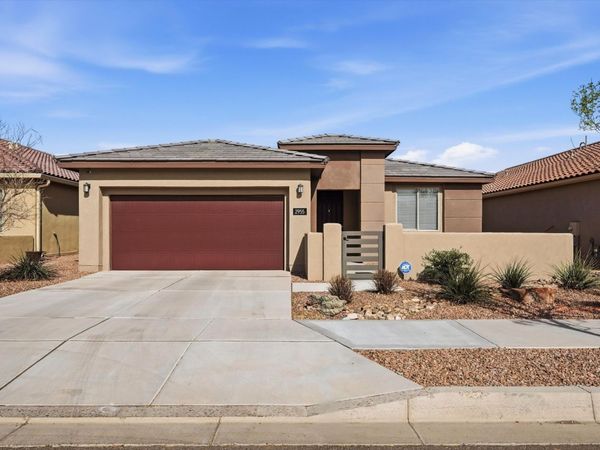 2955 Kings Canyon Loop NE, Rio Rancho, NM 87144