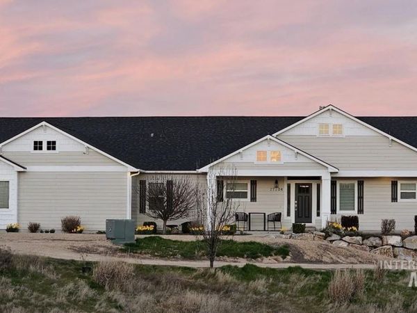 27204 Serenity Ln, Caldwell, ID 83607