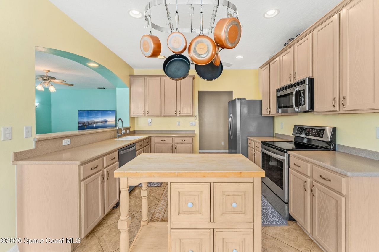 4194 Fenrose Circle, Melbourne, FL 32940 Photo