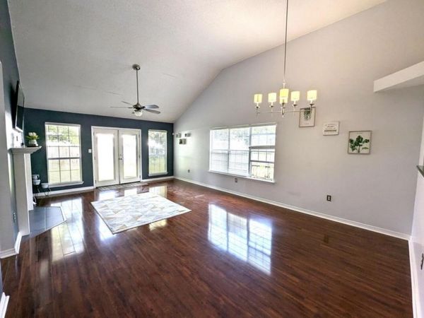 431 Sandy Ridge Circle, Mary Esther, FL 32569