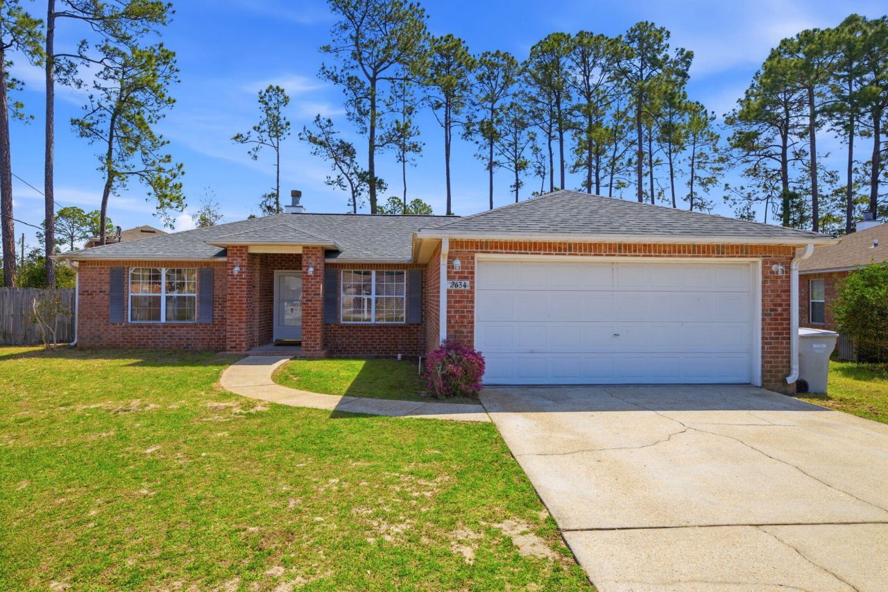 2634 Hidden Estates Circle, Navarre, FL 32566 Main Photo