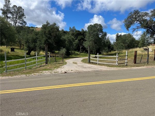 3151 Parkhill, Santa Margarita, CA 93453