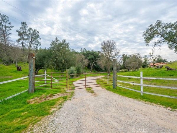 3151 Parkhill, Santa Margarita, CA 93453