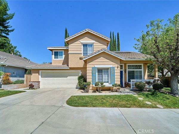 25437 Chisom Lane, Stevenson Ranch, CA 91381