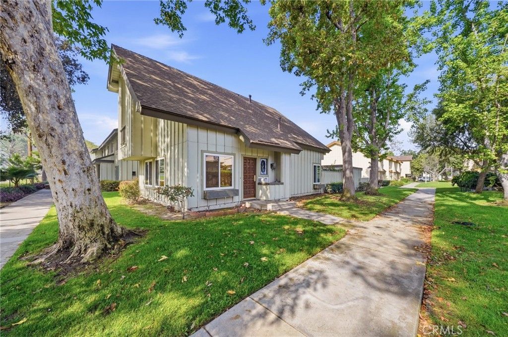 9646 Karmont, South Gate, CA 90280 Main Photo