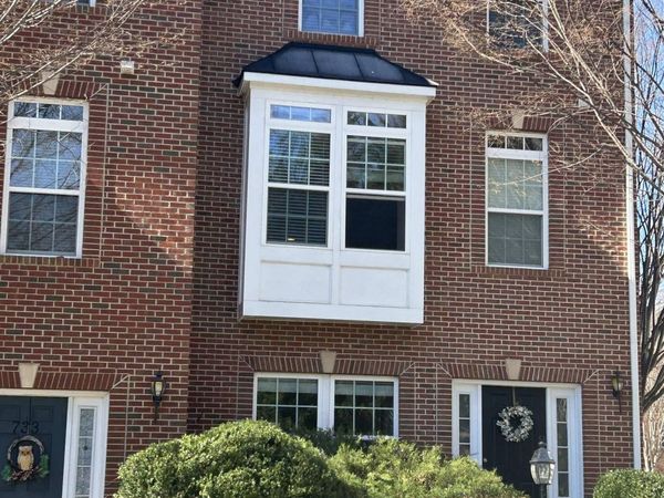 735 RAINIER RD , Charlottesville, VA 22903