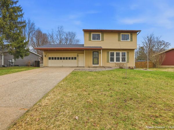 201 Homer Lane, Coopersville, MI 49404