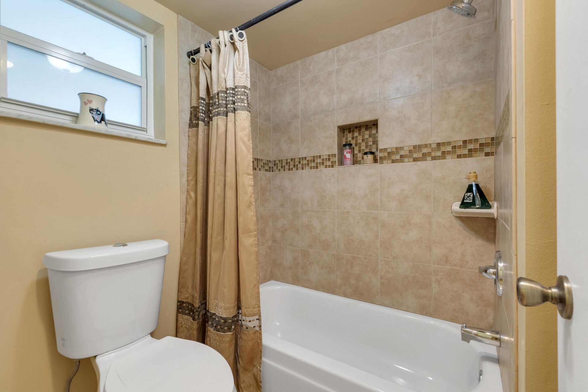 9440 Live Oak Place, Unit 402, Davie, FL 33324 Photo