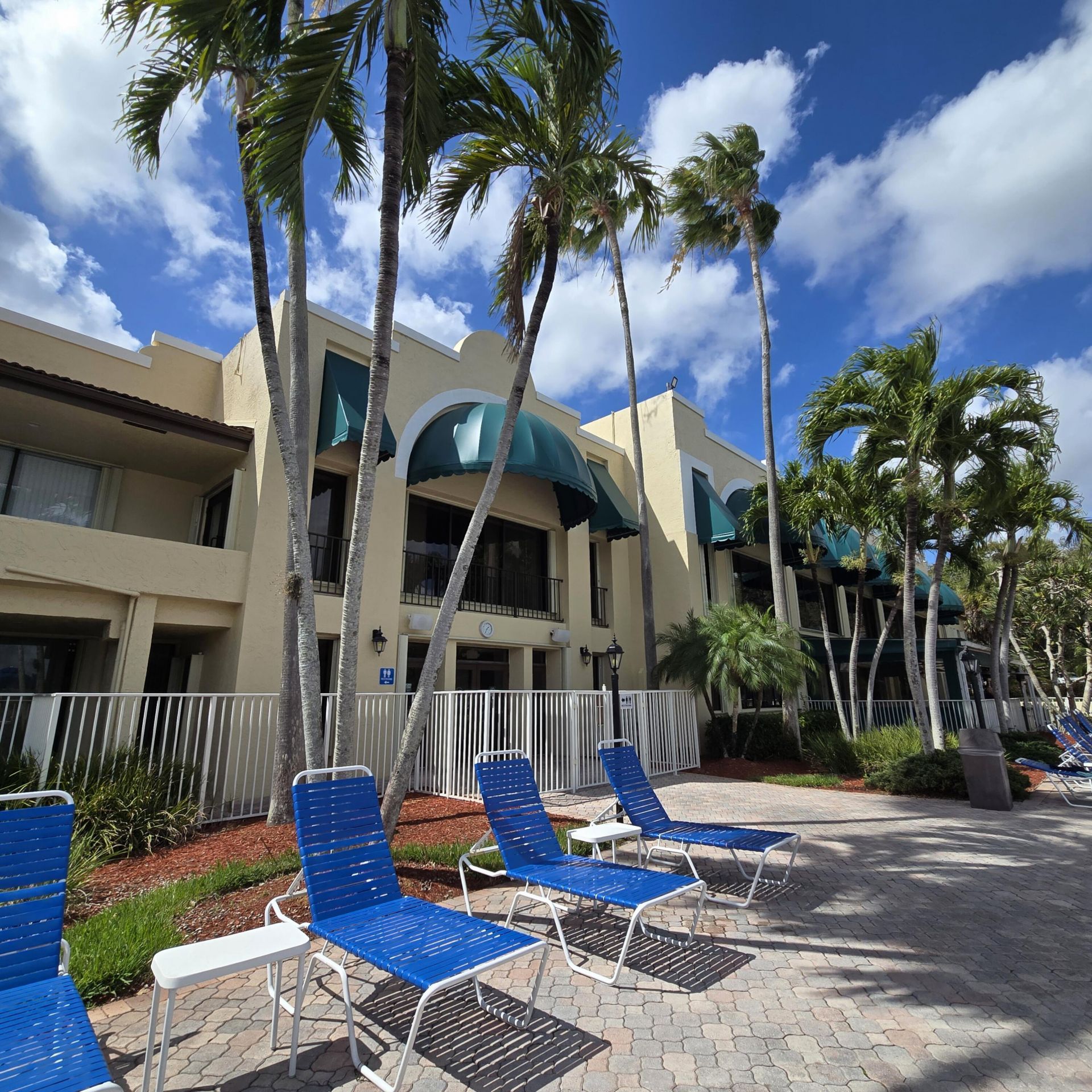 9440 Live Oak Place, Unit 402, Davie, FL 33324 Photo