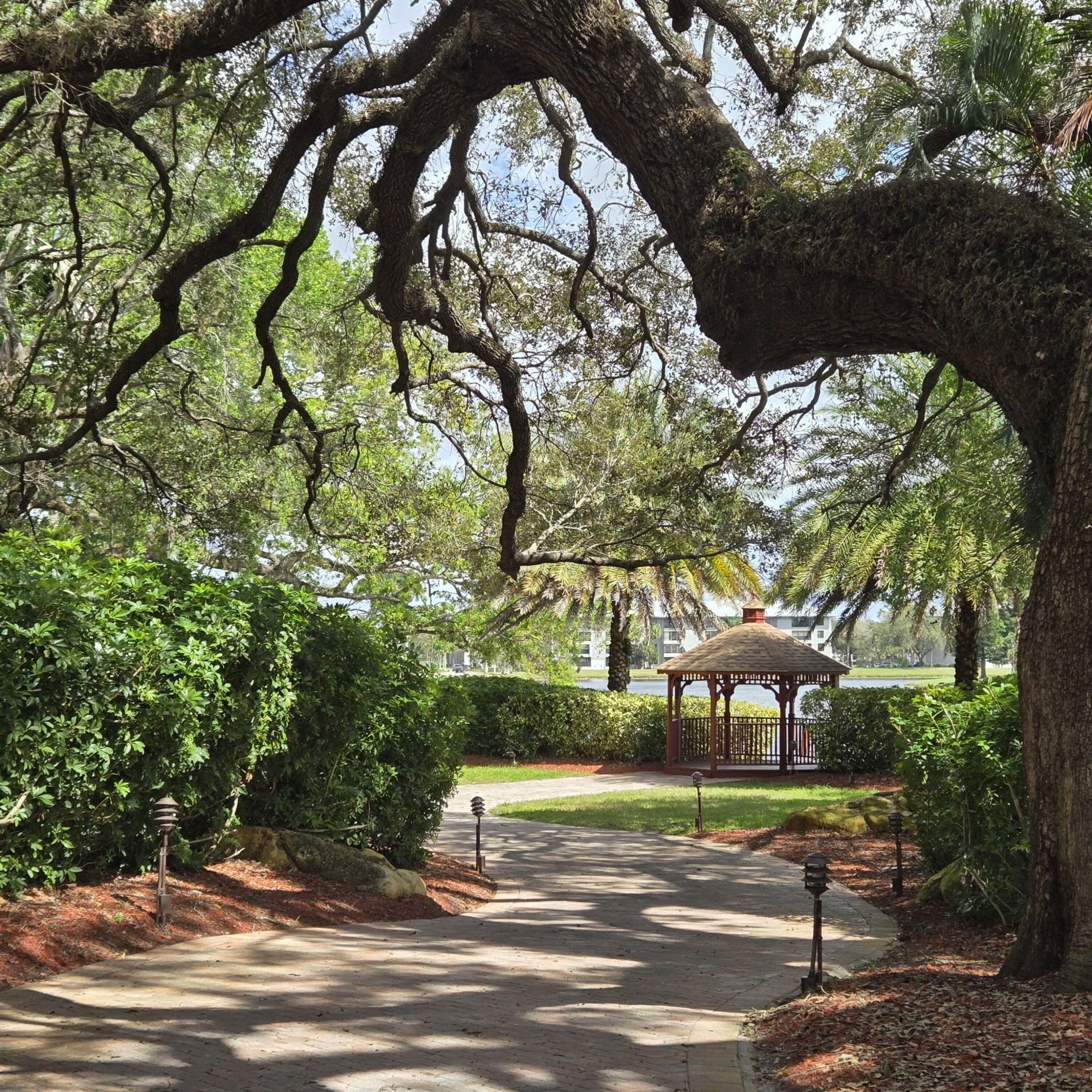 9440 Live Oak Place, Davie, FL 33324 Photo