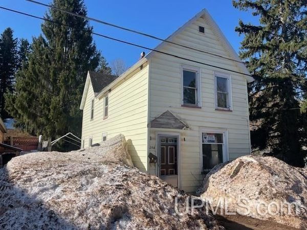 258 Hill Street, Ishpeming, MI 49849