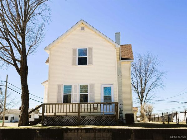 903 Brown Street, Norway, MI 49870