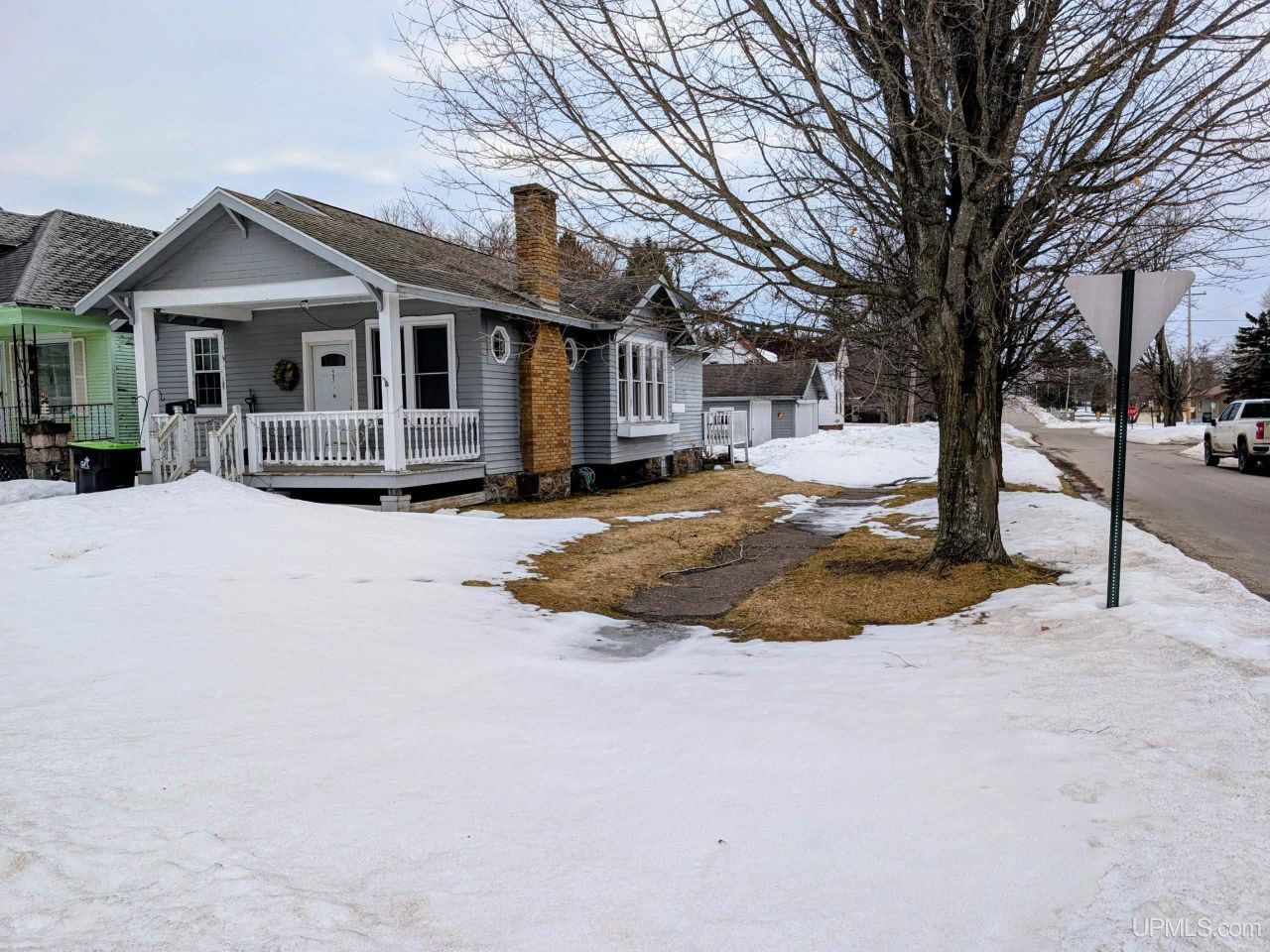 402 Cherry Street, Iron River, MI 49935 Main Photo
