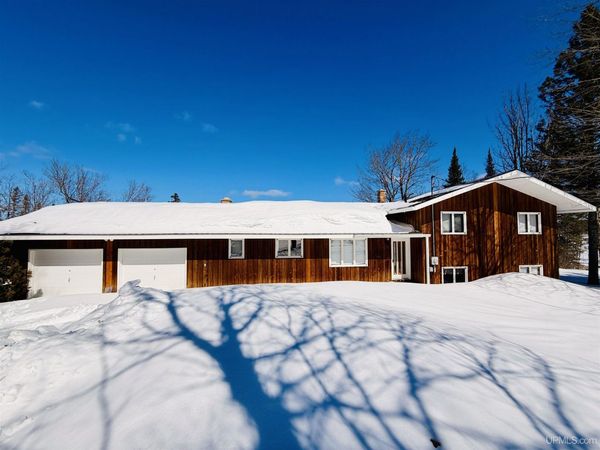 24773 Pine Avenue, Spurr Twp, MI 49861