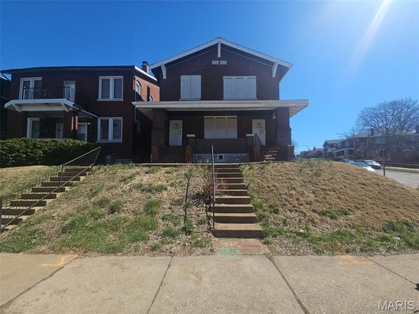 4126 S Grand Boulevard , St Louis, MO 63118