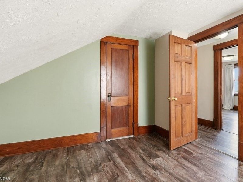 2410 Munroe Falls Avenue , Cuyahoga Falls, OH 44221 Photo 28