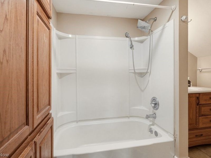 2410 Munroe Falls Avenue , Cuyahoga Falls, OH 44221 Photo 31