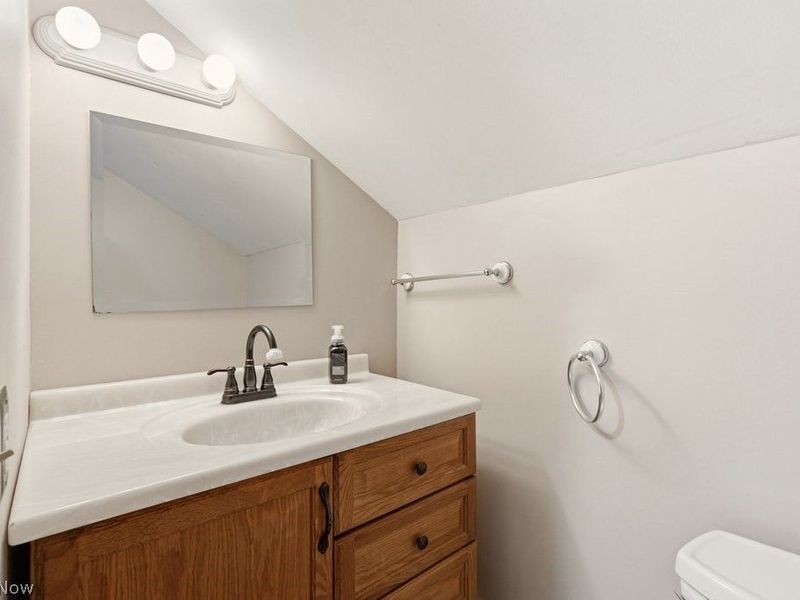 2410 Munroe Falls Avenue , Cuyahoga Falls, OH 44221 Photo 33