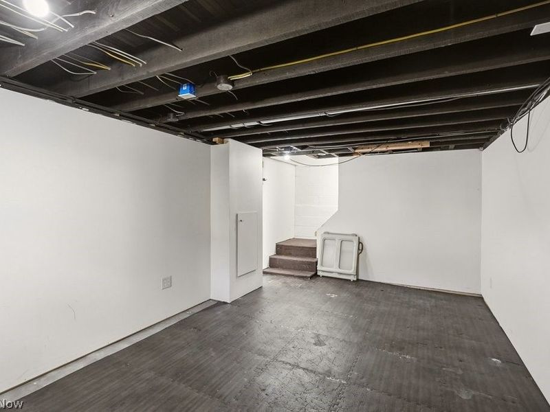 2410 Munroe Falls Avenue , Cuyahoga Falls, OH 44221 Photo 35