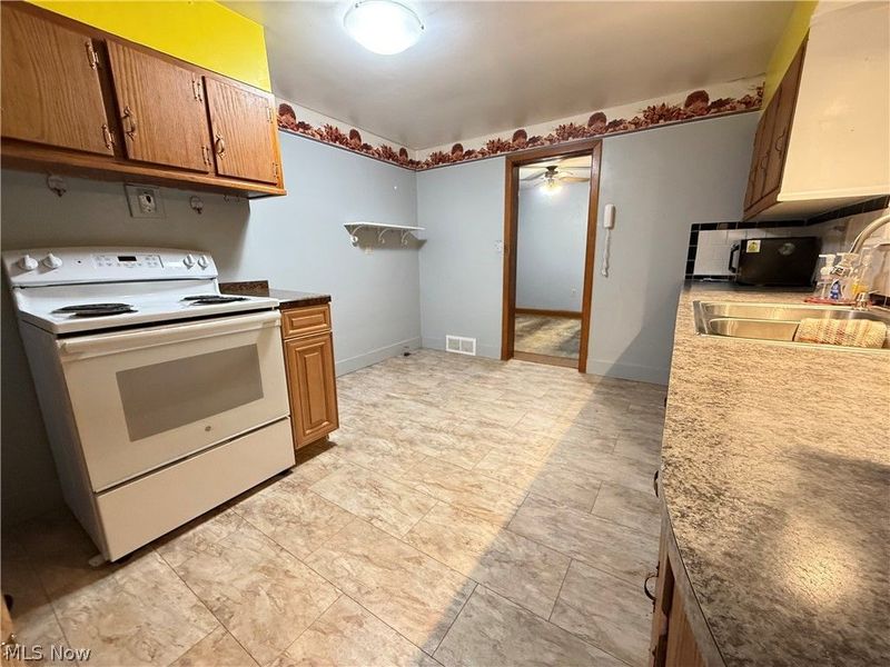 2117 Kinsman Road NW, North Bloomfield, OH 44450 Photo 17