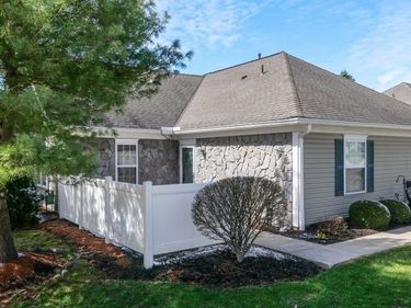 8181 Cyrus Lane, Sagamore Hills, OH 44067