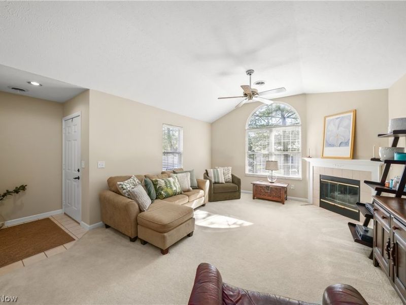 8181 Cyrus Lane , Sagamore Hills, OH 44067 Photo 8