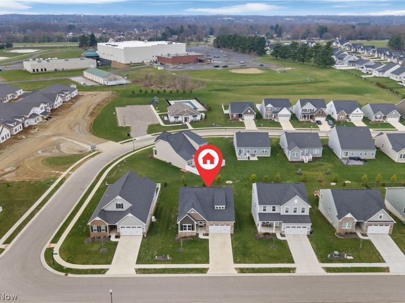 6811 Harrington Court Avenue NE, Canton, OH 44721 Photo 3