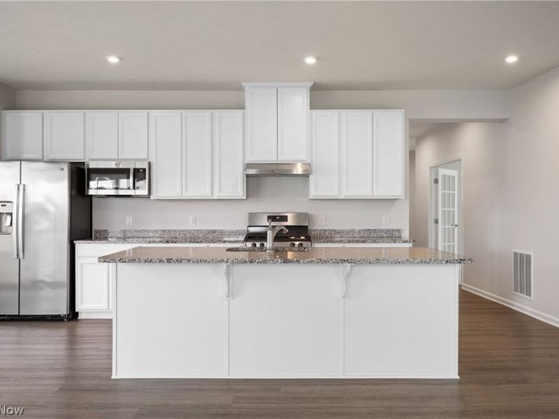 6811 Harrington Court Avenue NE, Canton, OH 44721 Photo 7