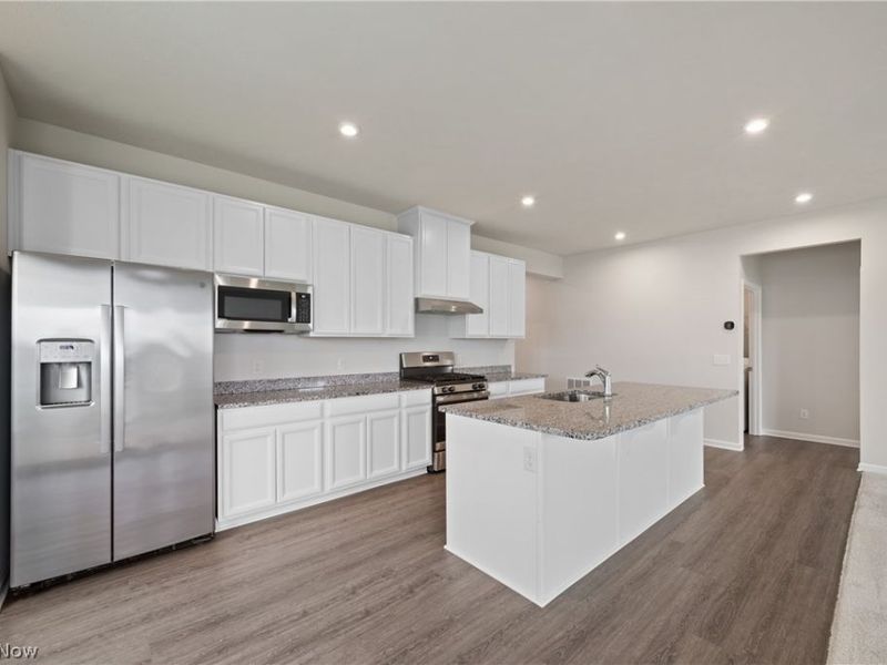 6811 Harrington Court Avenue NE, Canton, OH 44721 Photo 9