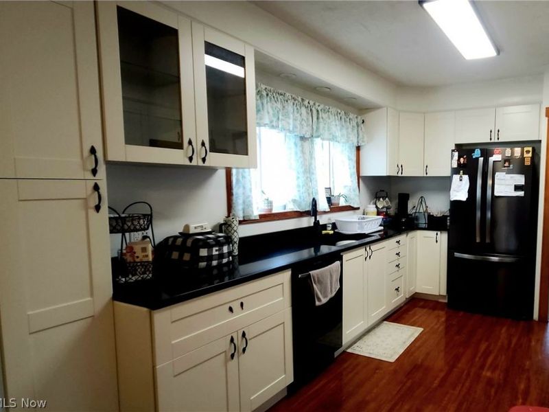 2416 Bakerwood Drive SW, Massillon, OH 44647 Photo 20