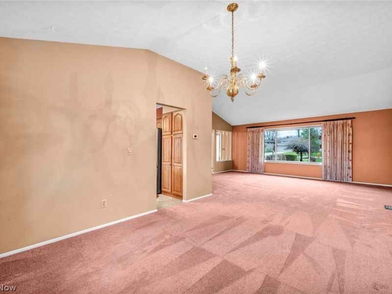 29400 Vita Lane, North Olmsted, OH 44070 Photo 10