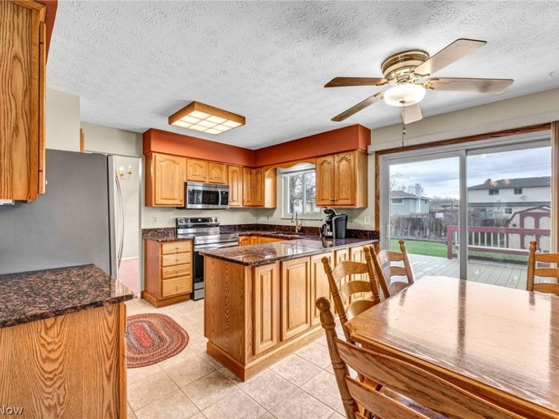 29400 Vita Lane, North Olmsted, OH 44070 Photo 15