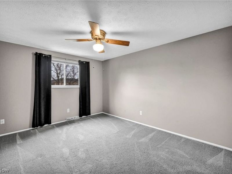 29400 Vita Lane, North Olmsted, OH 44070 Photo 21