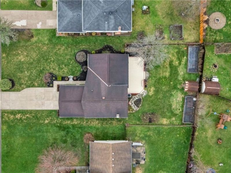 29400 Vita Lane, North Olmsted, OH 44070 Photo 35