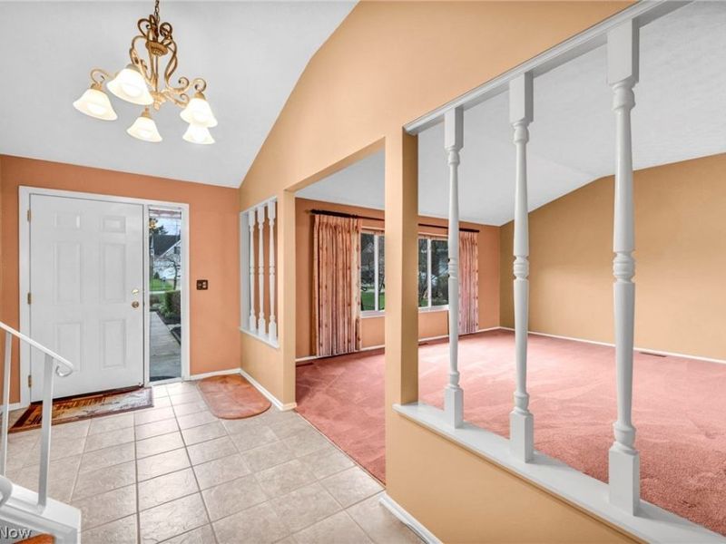 29400 Vita Lane, North Olmsted, OH 44070 Photo 6