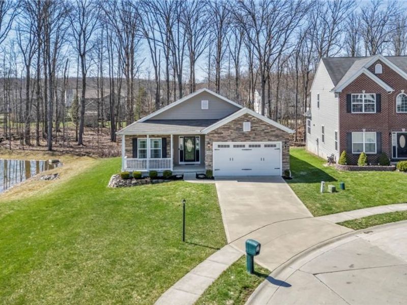 10458 Dogwood Drive, Aurora, OH 44202 Photo 2