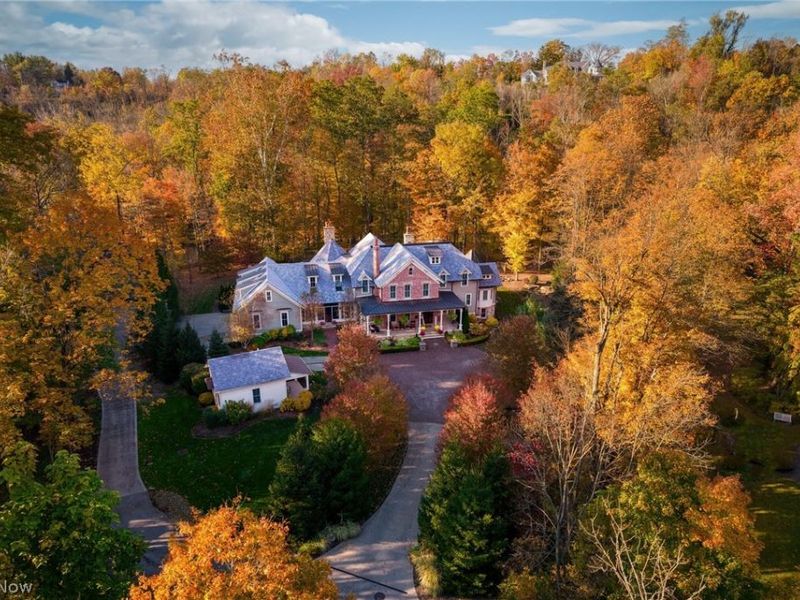 106 W Washington Street , Chagrin Falls, OH 44022 Photo 1