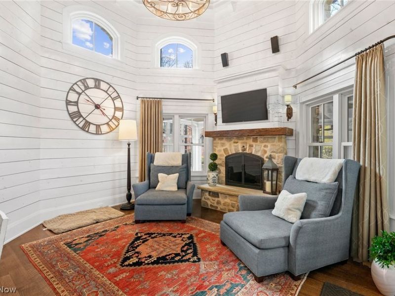 106 W Washington Street , Chagrin Falls, OH 44022 Photo 16