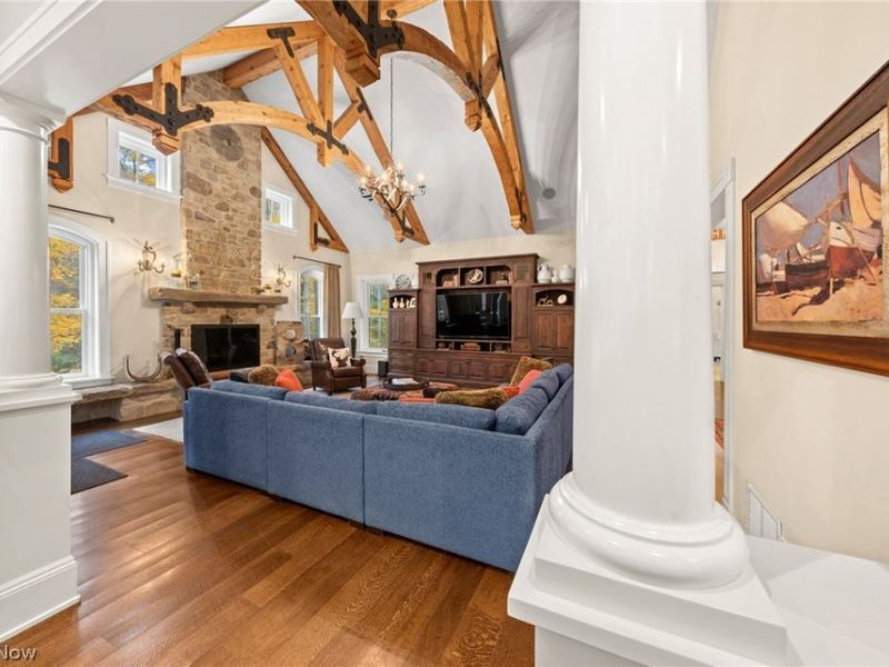 106 W Washington Street , Chagrin Falls, OH 44022 Photo 19