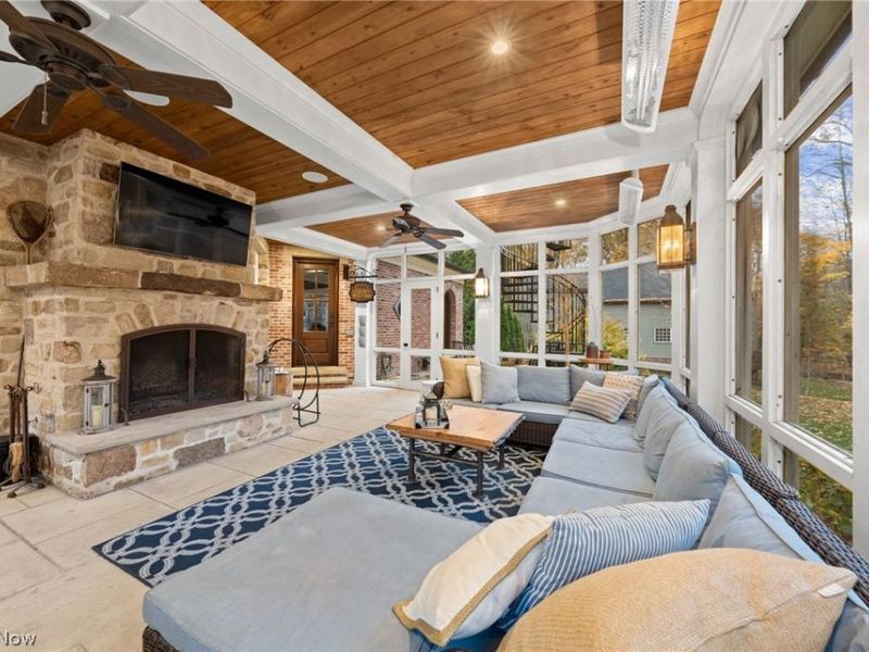 106 W Washington Street , Chagrin Falls, OH 44022 Photo 22