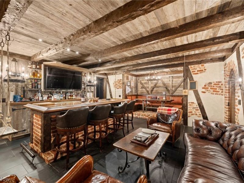 106 W Washington Street , Chagrin Falls, OH 44022 Photo 25