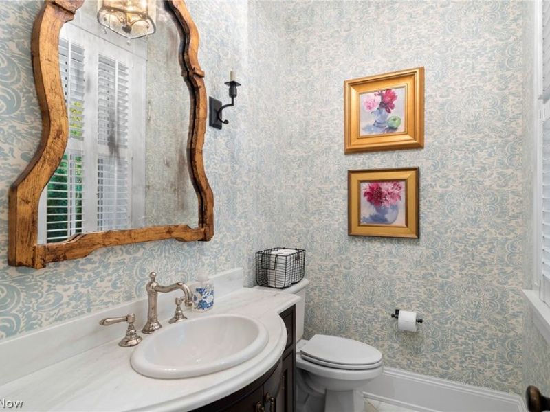 106 W Washington Street , Chagrin Falls, OH 44022 Photo 26