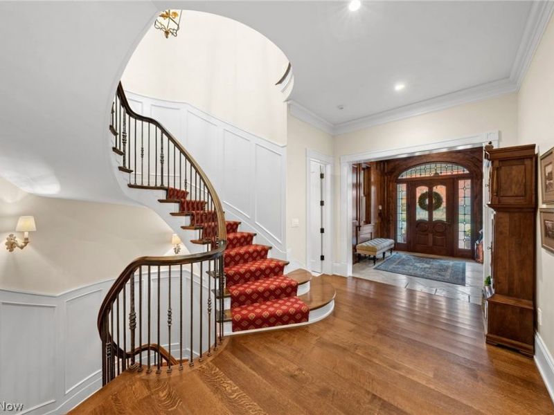 106 W Washington Street , Chagrin Falls, OH 44022 Photo 31