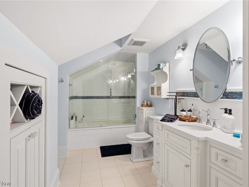 106 W Washington Street , Chagrin Falls, OH 44022 Photo 41