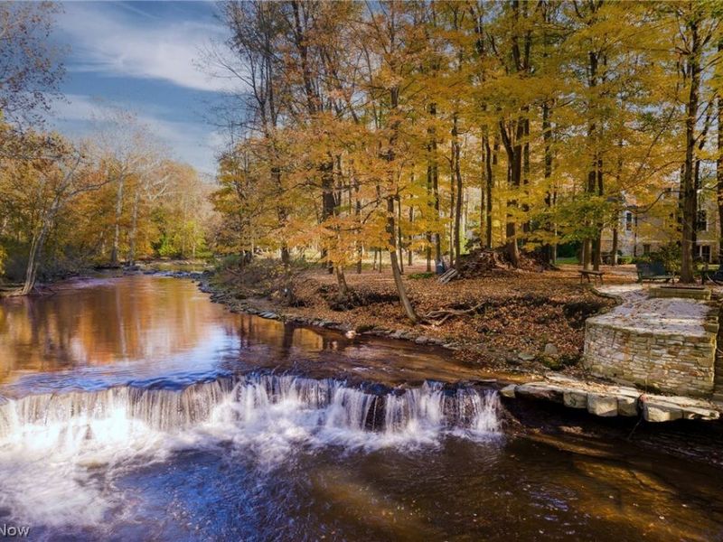 106 W Washington Street , Chagrin Falls, OH 44022 Photo 50