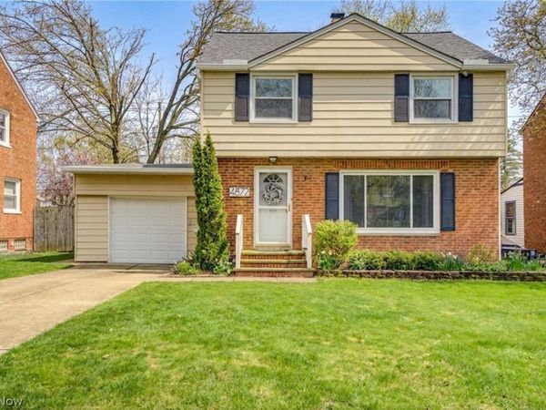 4872 Oakland Drive, Lyndhurst, OH 44124