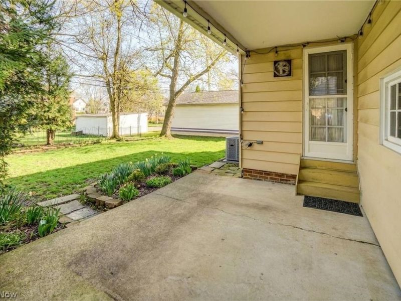 4872 Oakland Drive, Lyndhurst, OH 44124 Photo 26